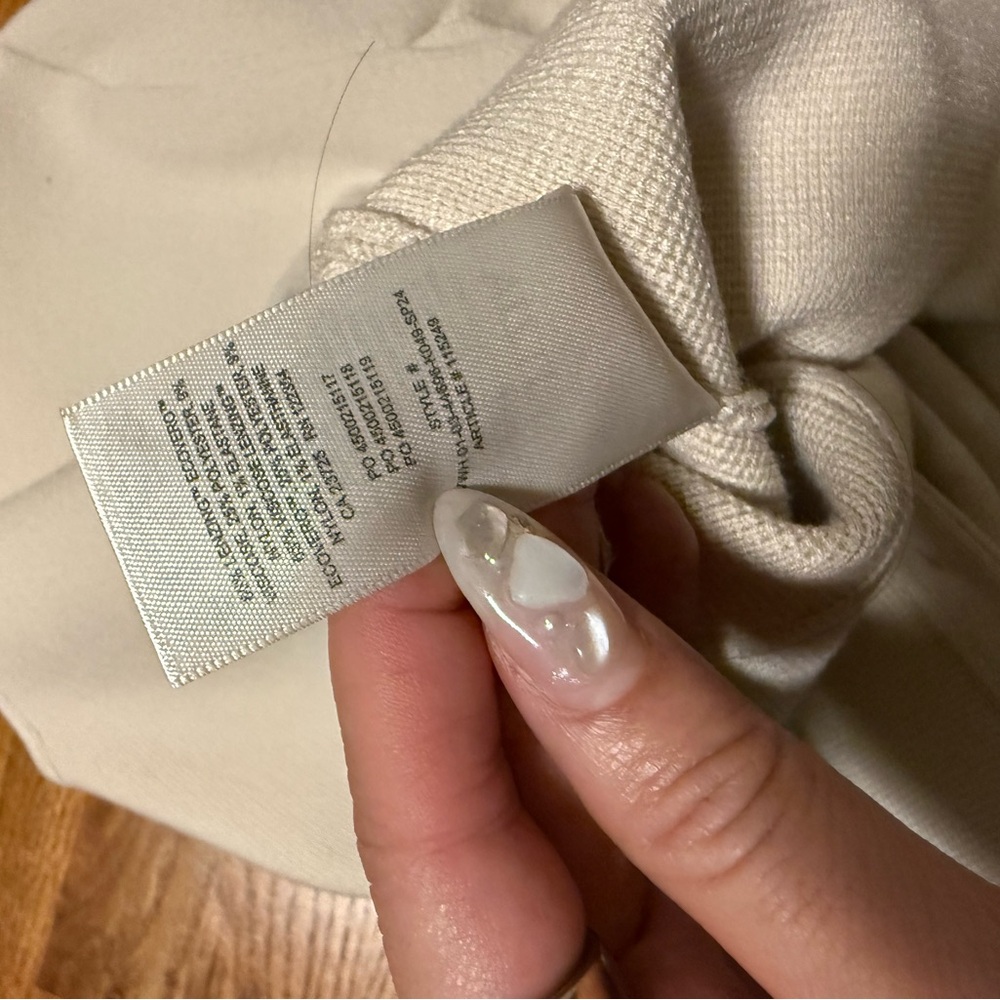 Aritzia Babaton Notable cardigan - matte pearl, M - Picture 9 of 9